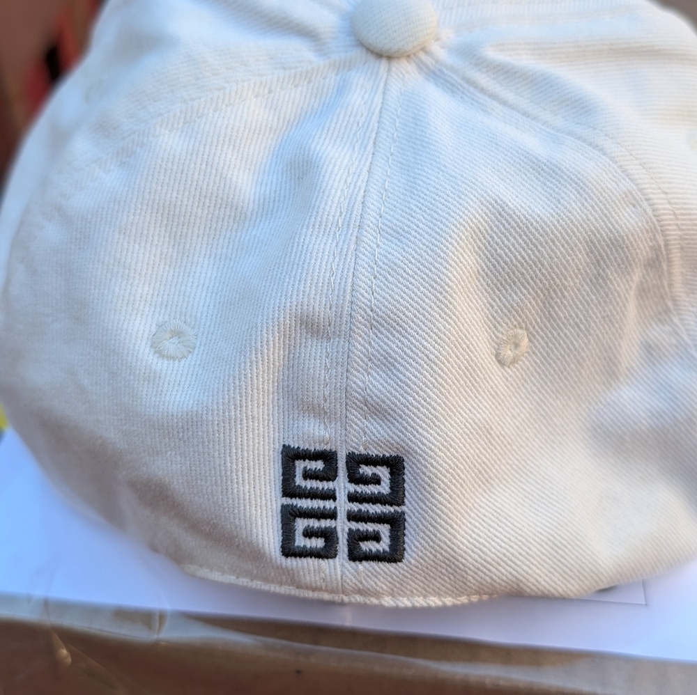 Givenchy Ivory Curved Cap - Picture 12 of 16
